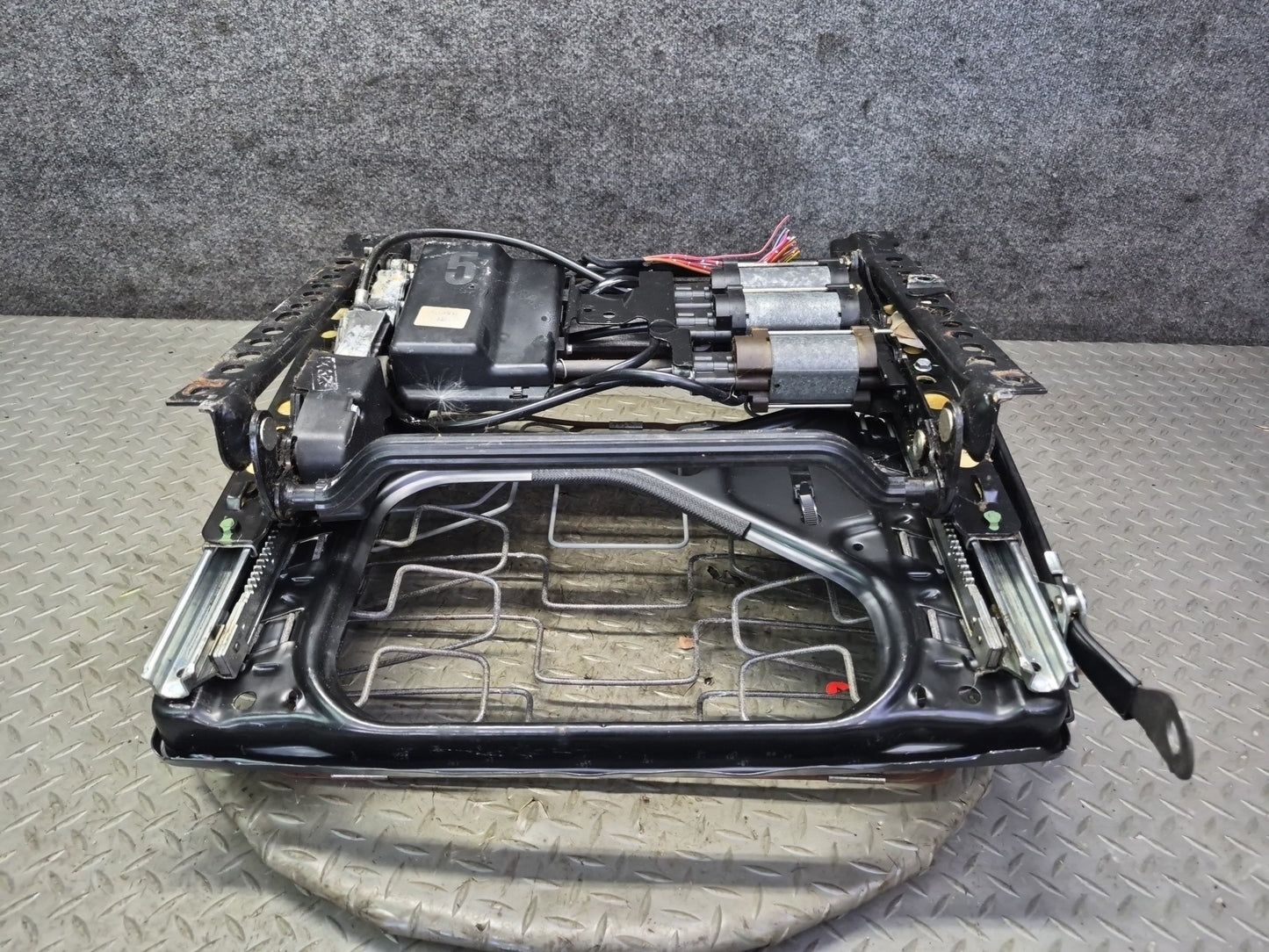 86-91 Mercedes W126 Sedan Front Right Seat Lower Frame Track Rail w Motors OEM