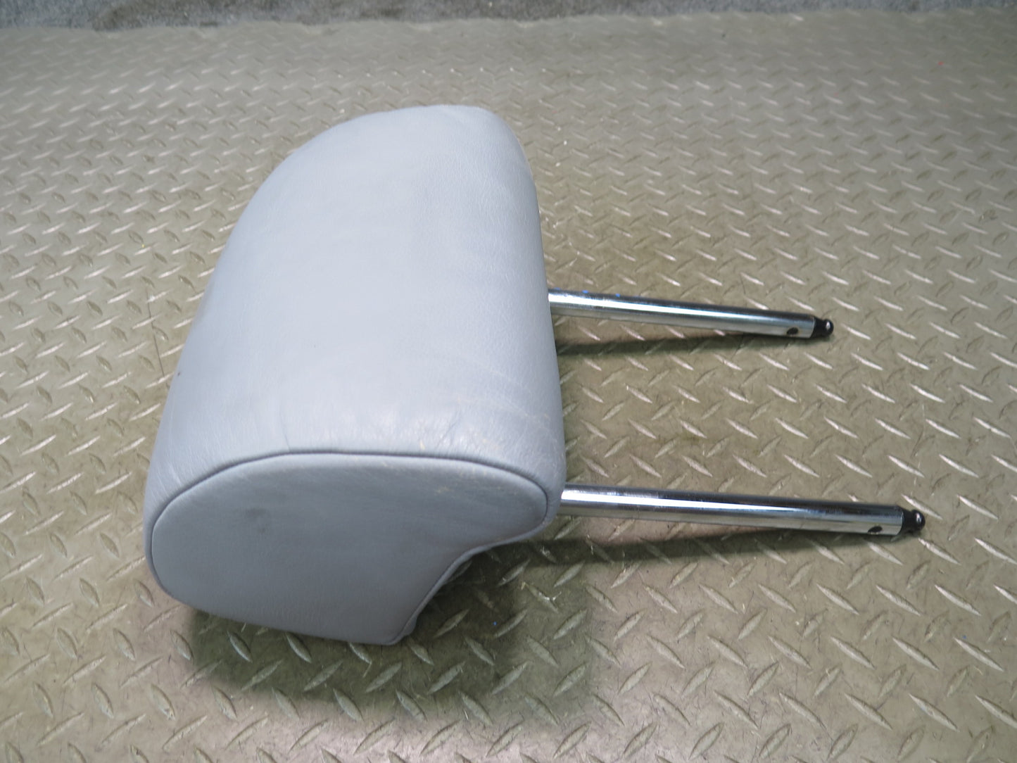 97-03 BMW E39 540i Set of 2 Front Left & Right Seat Leather Headrest Gray OEM