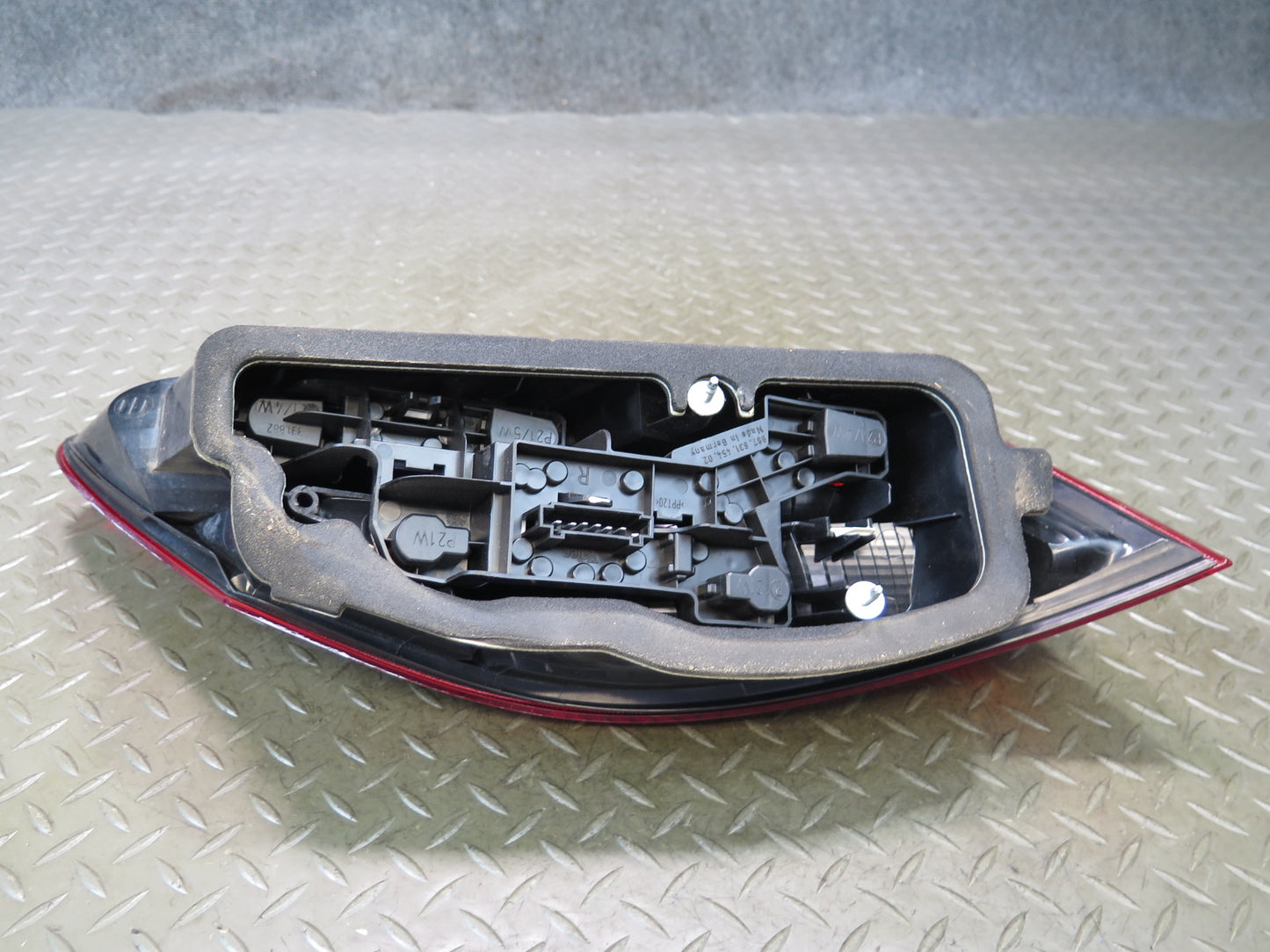 2005-2008 Porsche Boxster 987 Rear Left & Right Side Tail Light Lamp Set Damaged