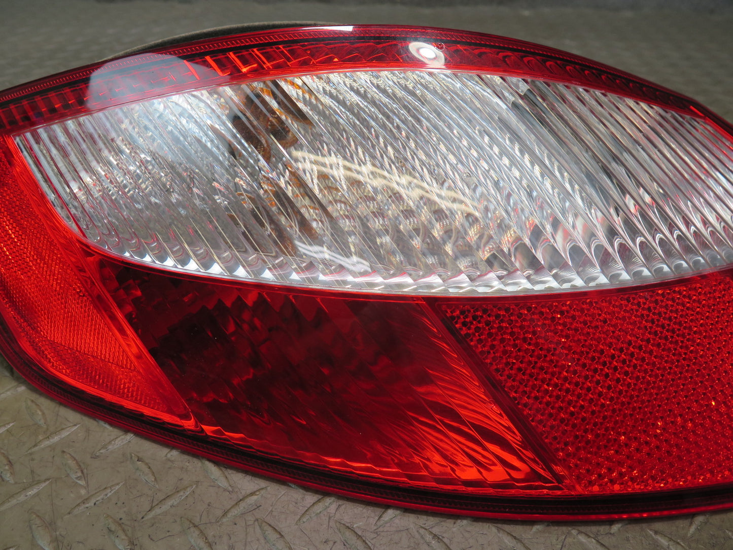 2005-2008 Porsche Boxster 987 Rear Left & Right Side Tail Light Lamp Set Damaged