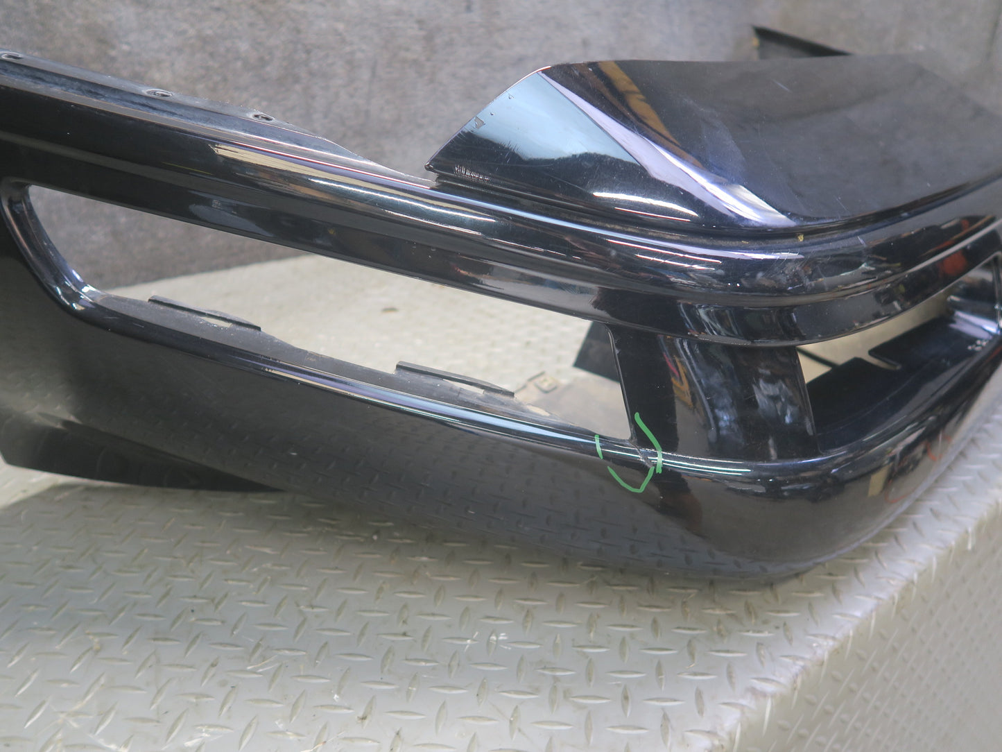 91-96 Chevrolet Corvette C4 Front Bumper Cover Black Damaged