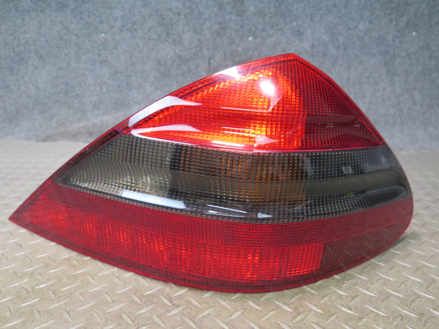 03-06 Mercedes R230 SL55 AMG Rear Left & Right Side Tail Light Lamp Set OEM