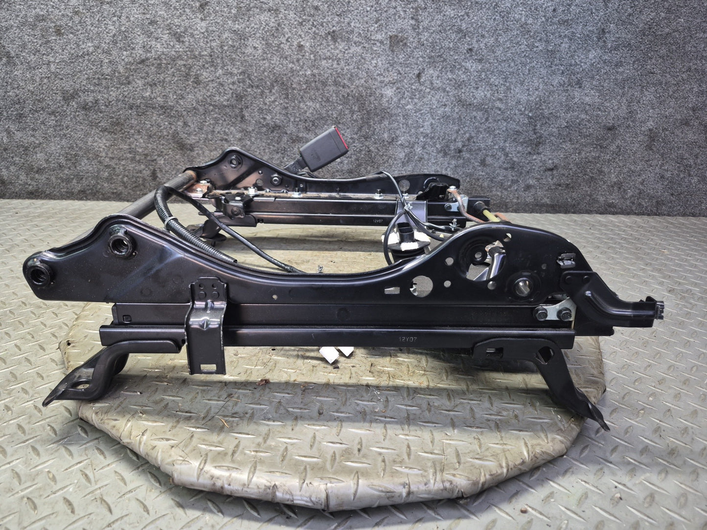 11-19 Nissan Z34 370Z Convertible Front Right Seat Frame Track Rail w Motor OEM