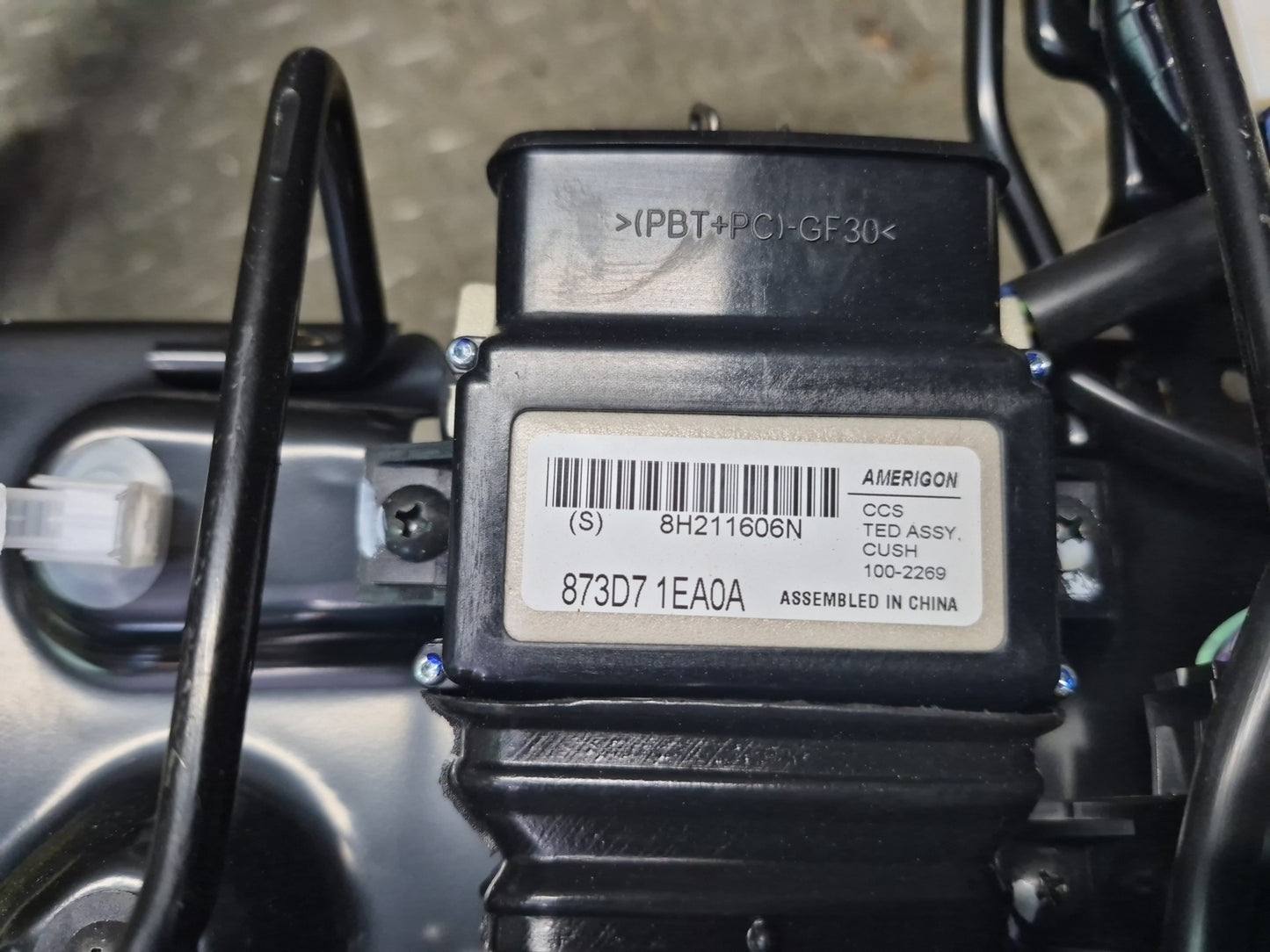 11-19 Nissan Z34 370Z Convertible Front Right Seat Frame Track Rail w Motor OEM