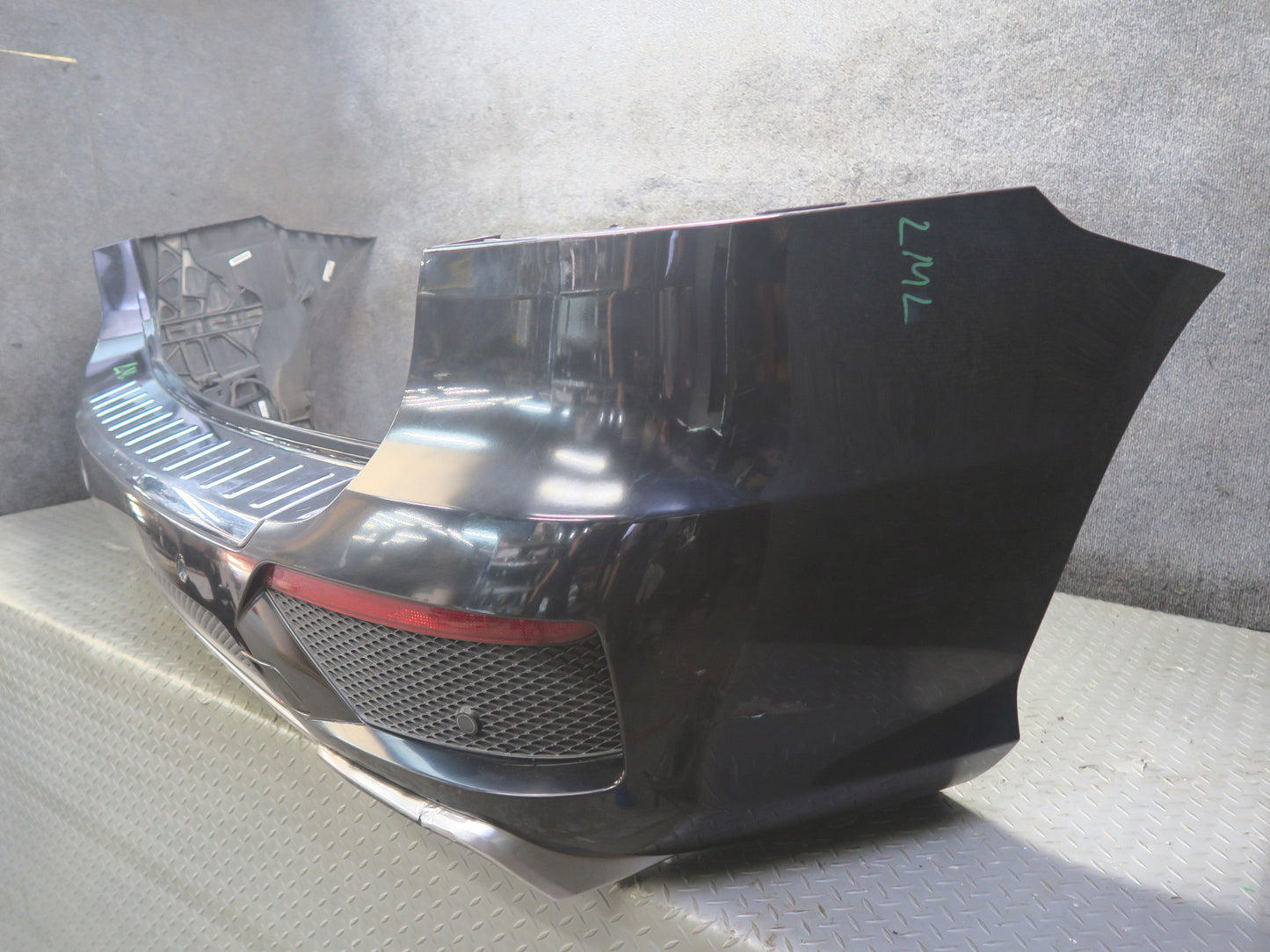 2012-2015 Mercedes W166 ML63 AMG Rear Bumper Cover Panel W/ PDC Black Damaged