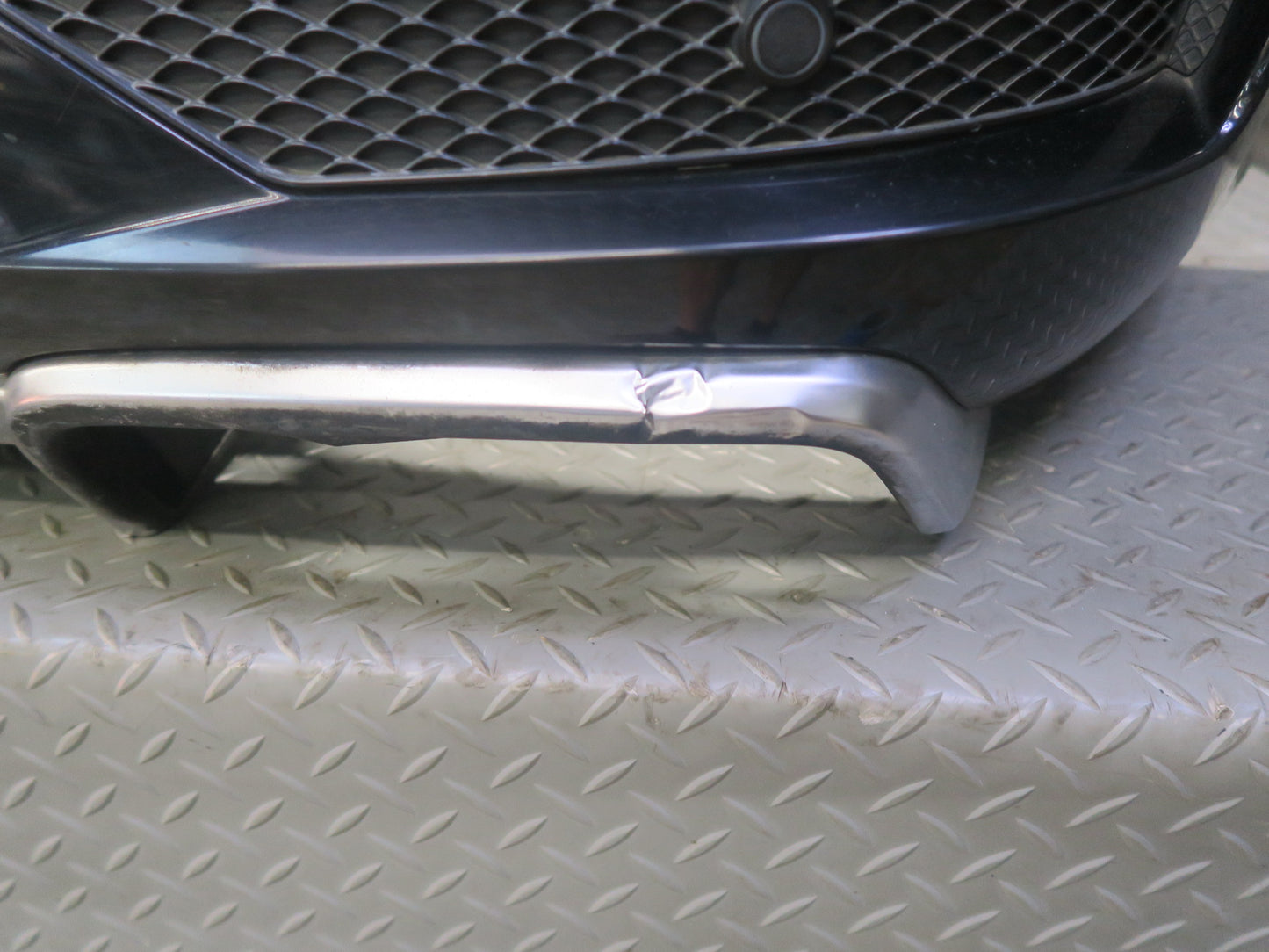 2012-2015 Mercedes W166 ML63 AMG Rear Bumper Cover Panel W/ PDC Black Damaged