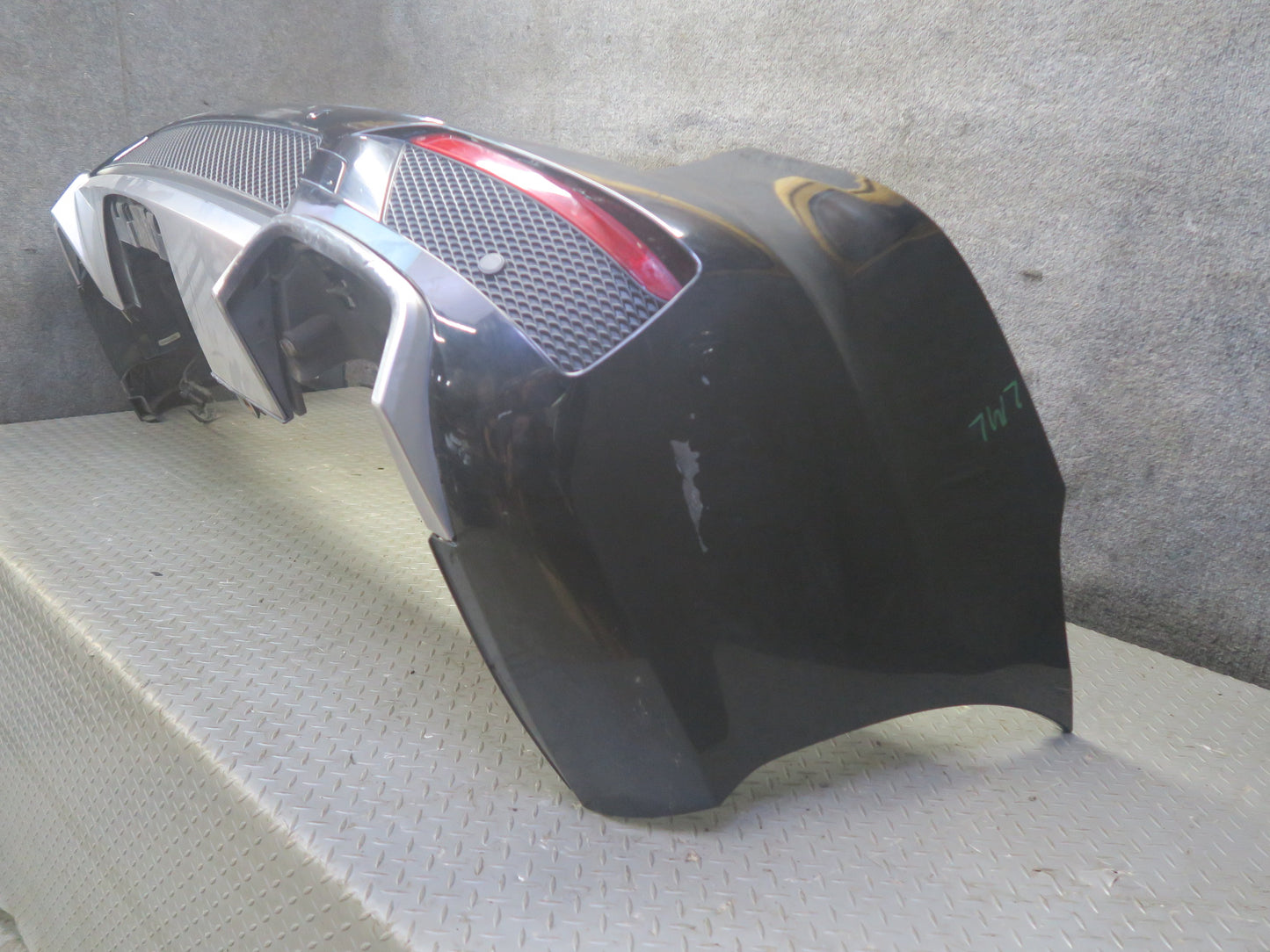 2012-2015 Mercedes W166 ML63 AMG Rear Bumper Cover Panel W/ PDC Black Damaged