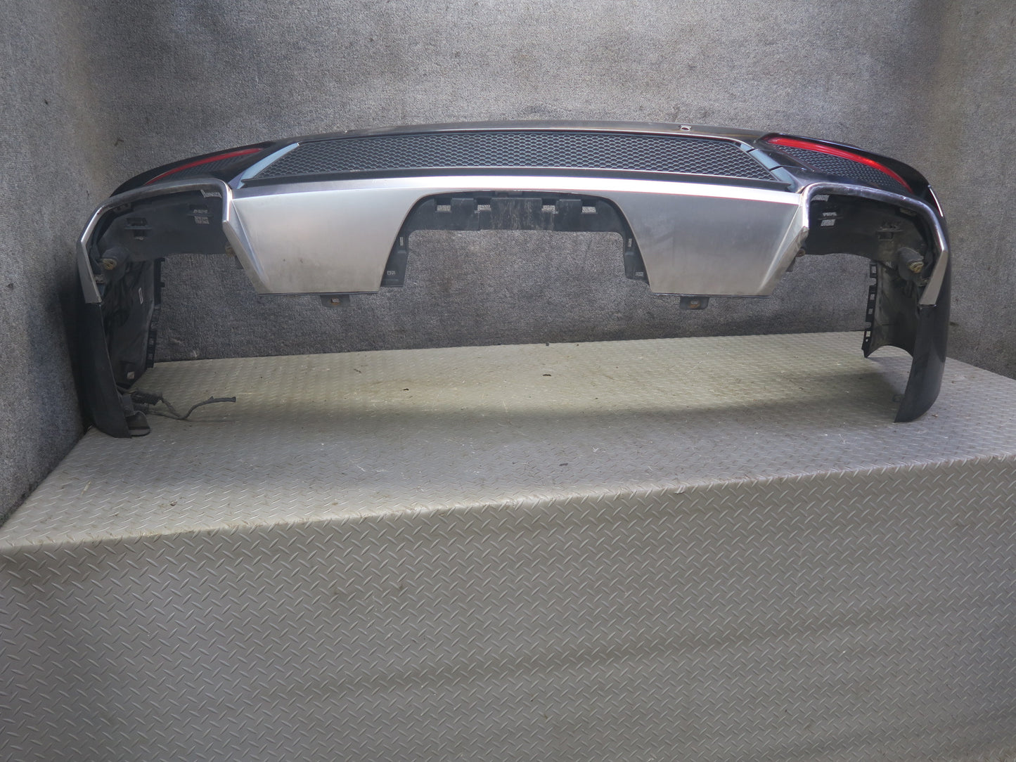 2012-2015 Mercedes W166 ML63 AMG Rear Bumper Cover Panel W/ PDC Black Damaged