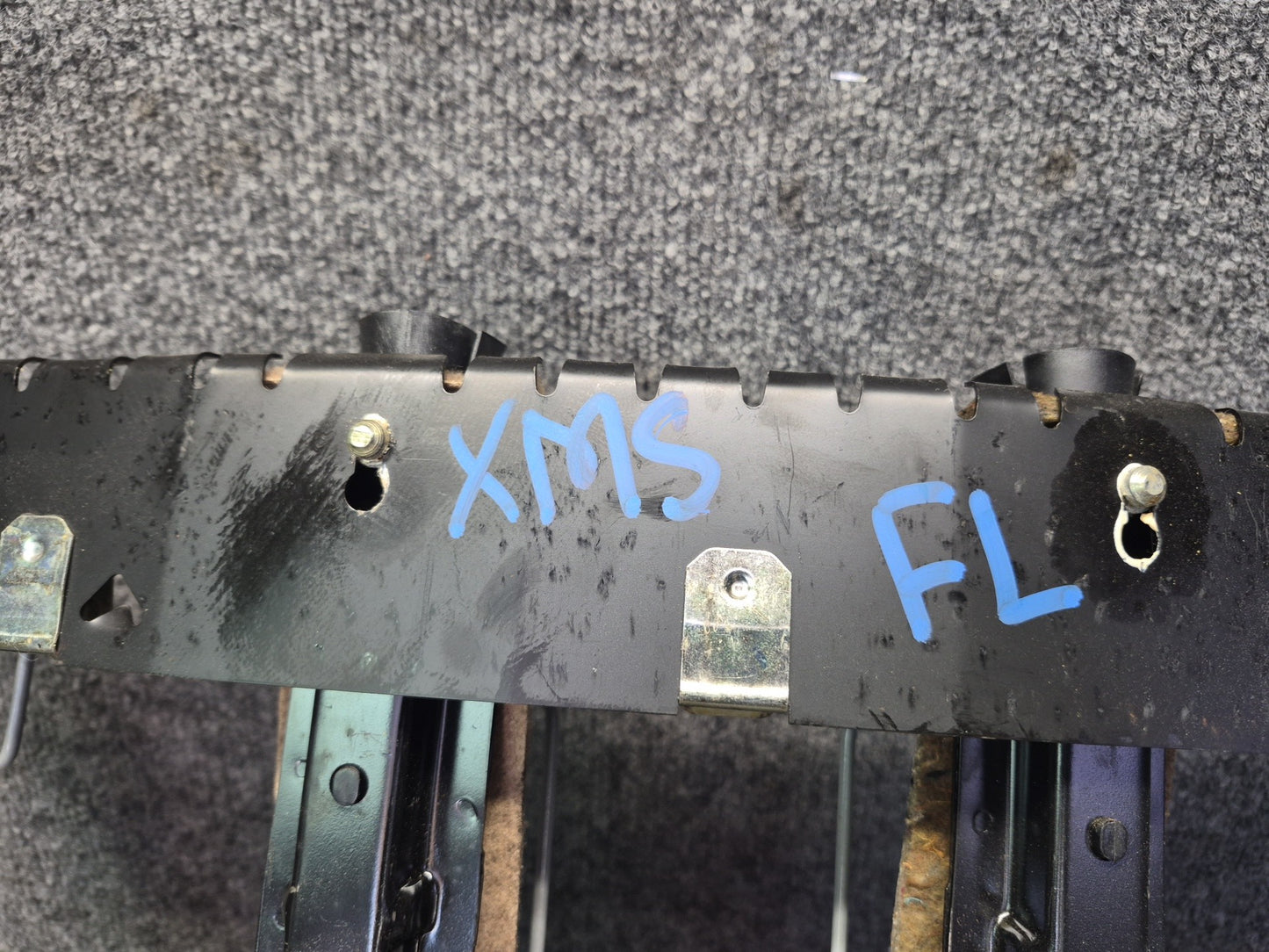 86-91 Mercedes W126 Sedan Front Left Driver Side Upper Seat Frame w Motors OEM
