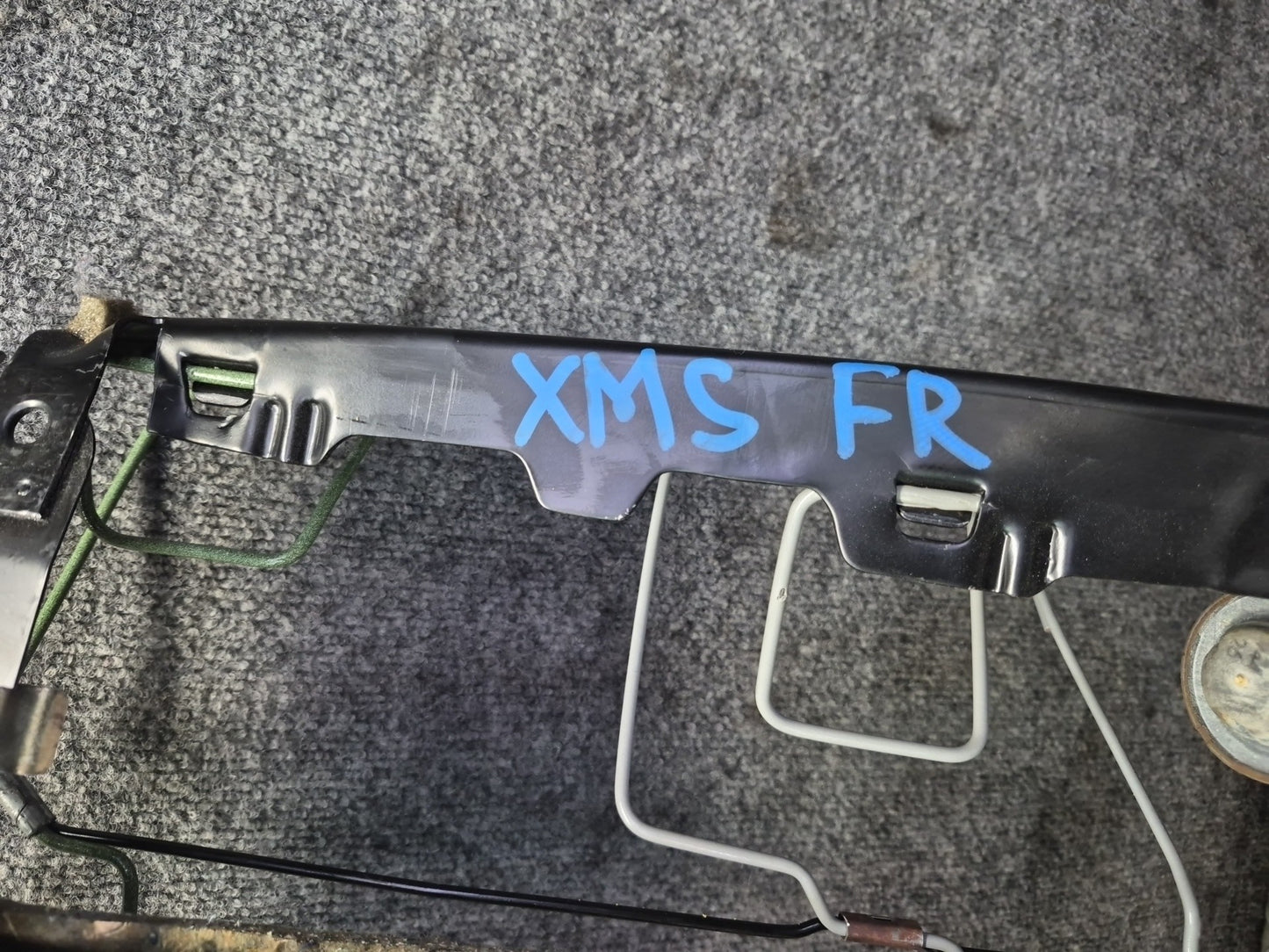 86-91 Mercedes W126 Front Right Passenger Side Upper Seat Frame w Motors OEM