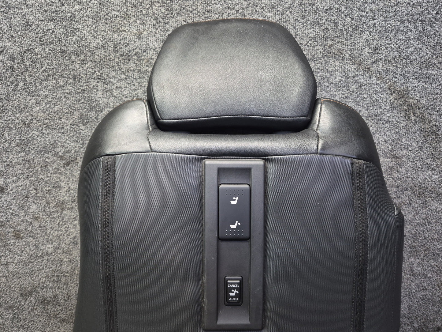 04-06 Nissan 350Z Z33 Convert Front Right Seat Upper Leather Cushion Black OEM