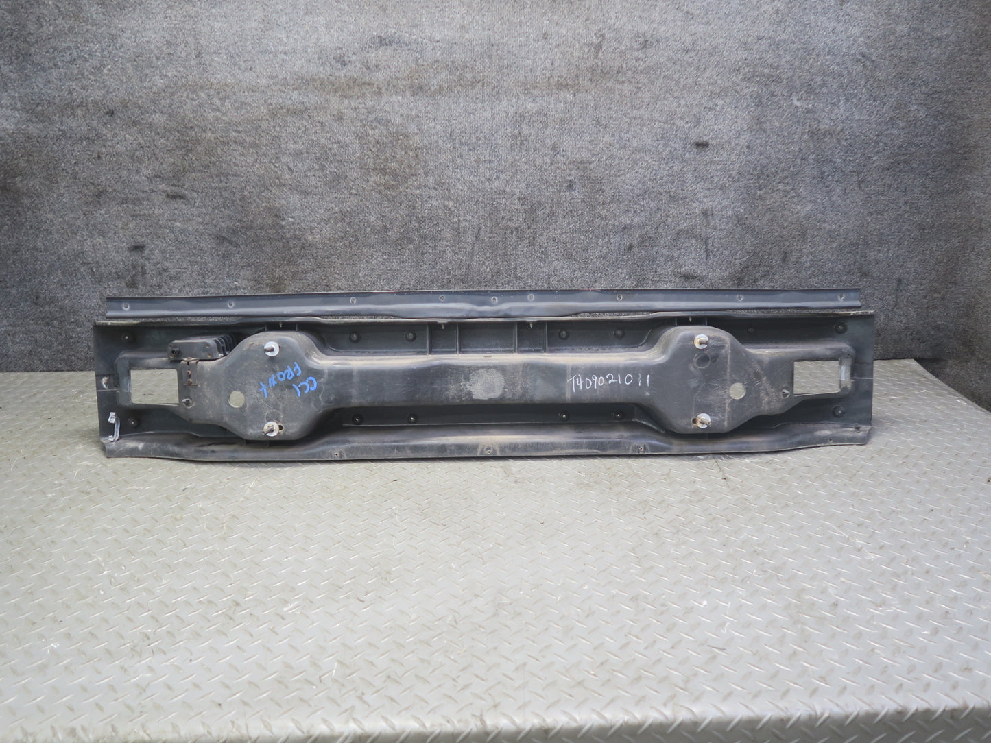 91-96 Chevrolet Corvette C4 Front Bumper Reinforcement Impact Bar 10135969 OEM