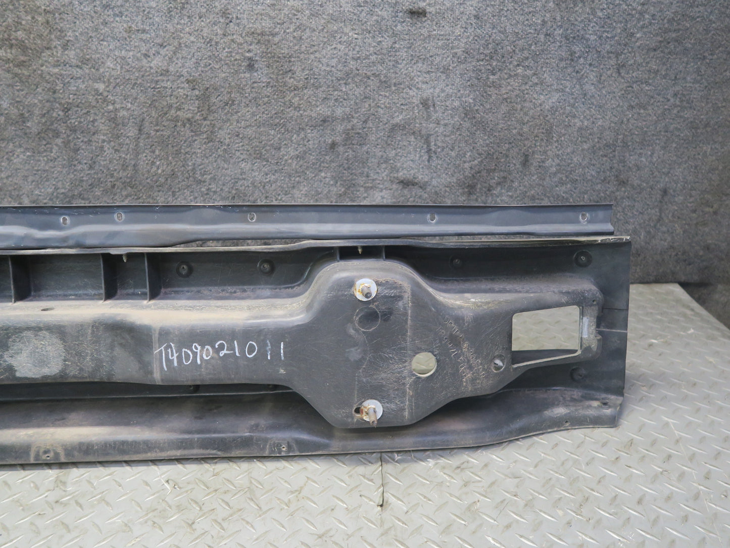 91-96 Chevrolet Corvette C4 Front Bumper Reinforcement Impact Bar 10135969 OEM