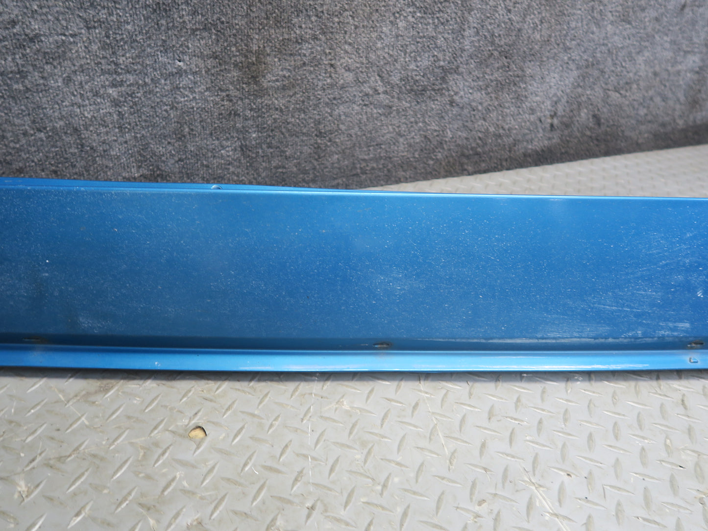 84-96 Chevrolet Corvette C4 Left & Right Side Skirt Rocker Panel Molding Set OEM