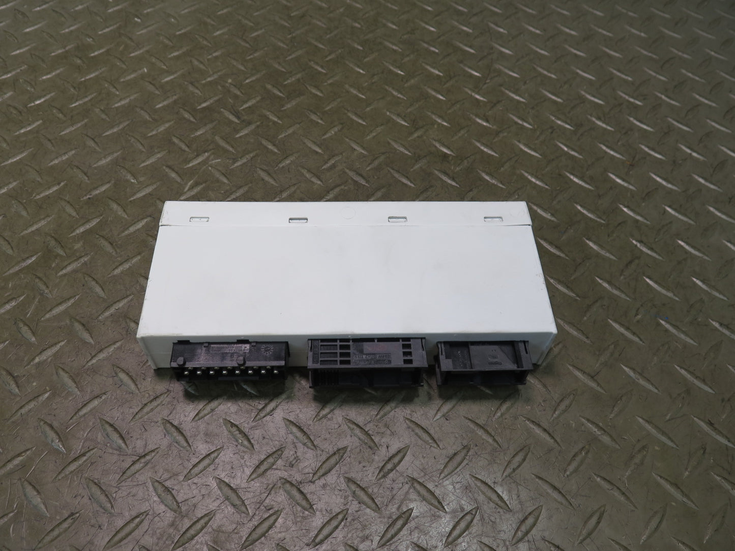 05-06 BMW E46 330CI BCM GM5 Basic Body Control Module Unit 6963338 OEM