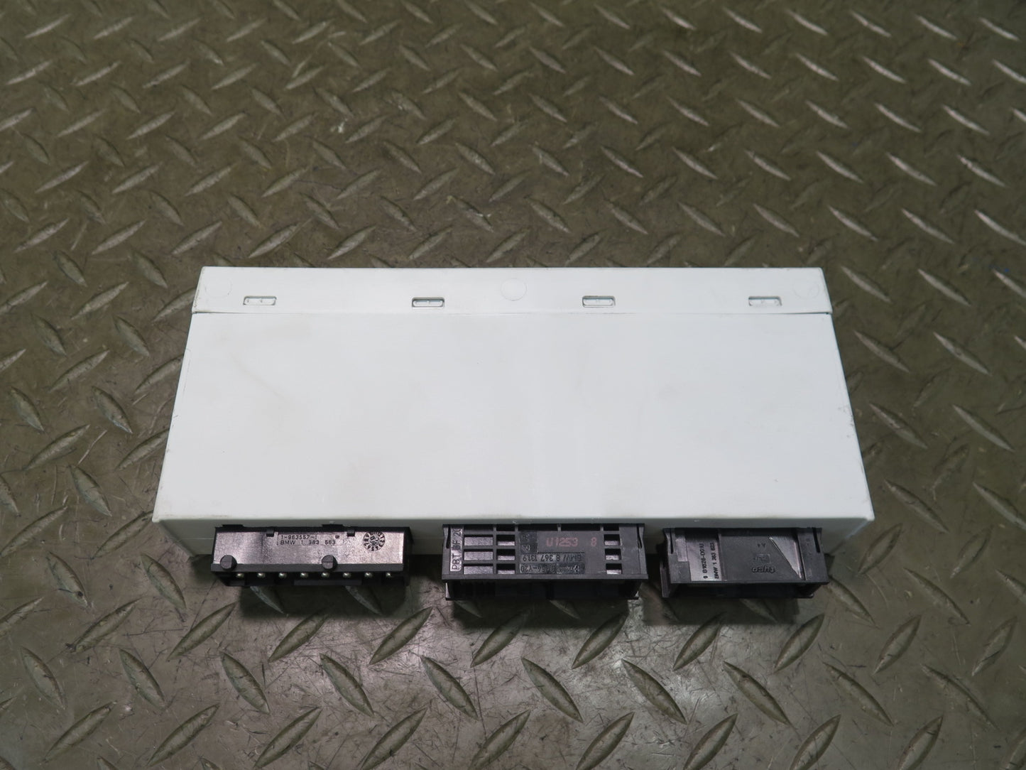 05-06 BMW E46 330CI BCM GM5 Basic Body Control Module Unit 6963338 OEM