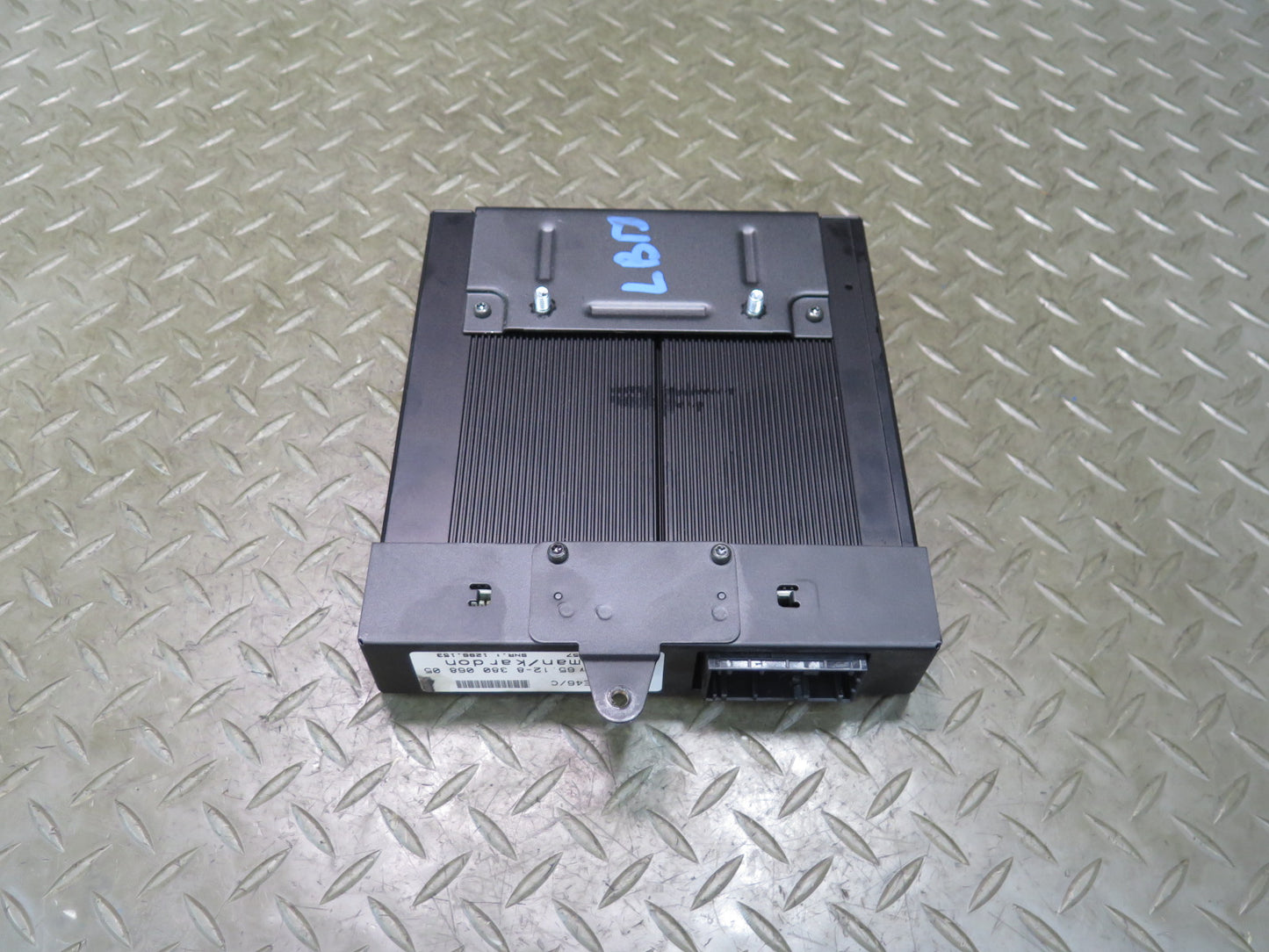 01-06 BMW E46 330ci Convert Harman Kardon Hi-fi Audio Amplifier AMP 8380068 OEM