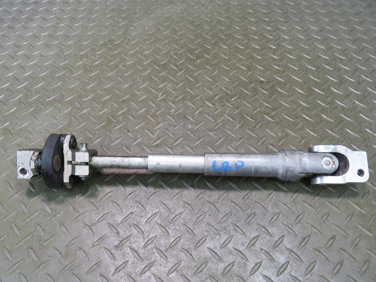 04-06 BMW E46 330ci Steering Column Lower U Joint Linkage Shaft OEM