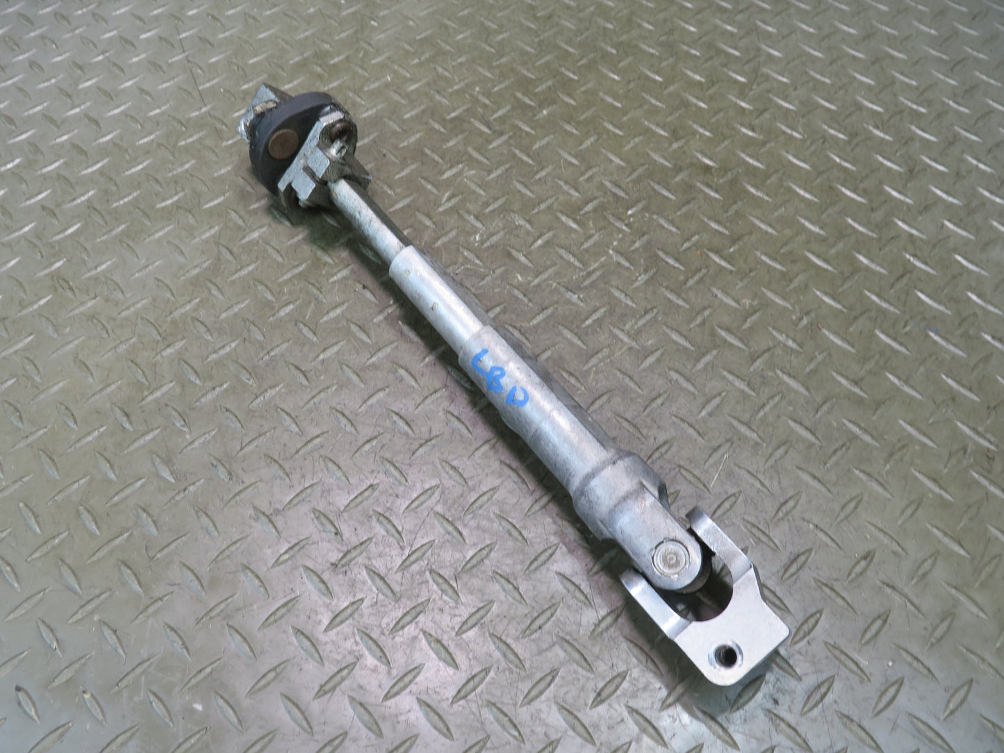 04-06 BMW E46 330ci Steering Column Lower U Joint Linkage Shaft OEM