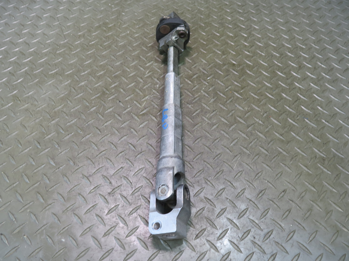 04-06 BMW E46 330ci Steering Column Lower U Joint Linkage Shaft OEM