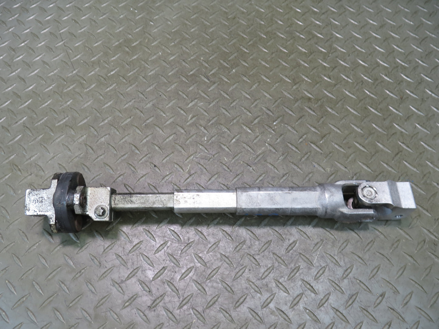 04-06 BMW E46 330ci Steering Column Lower U Joint Linkage Shaft OEM
