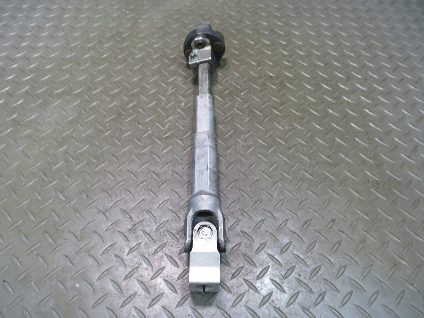 04-06 BMW E46 330ci Steering Column Lower U Joint Linkage Shaft OEM