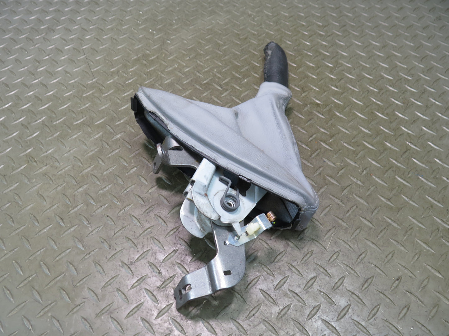 01-06 BMW E46 330ci Parking Brake Handbrake Handle Leather Boot Cover Gray OEM