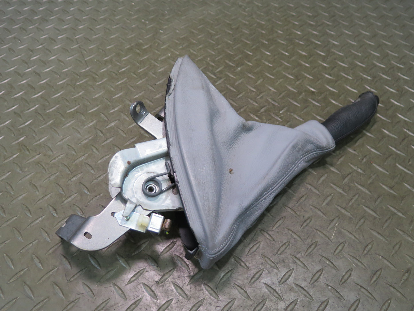 01-06 BMW E46 330ci Parking Brake Handbrake Handle Leather Boot Cover Gray OEM