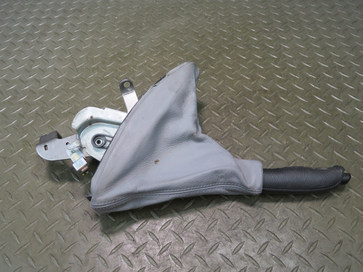 01-06 BMW E46 330ci Parking Brake Handbrake Handle Leather Boot Cover Gray OEM
