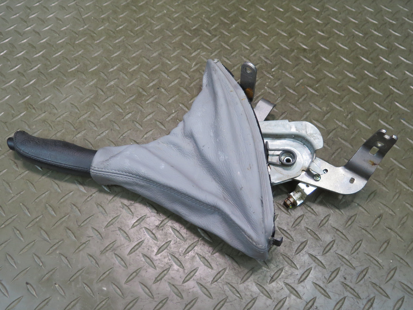 01-06 BMW E46 330ci Parking Brake Handbrake Handle Leather Boot Cover Gray OEM