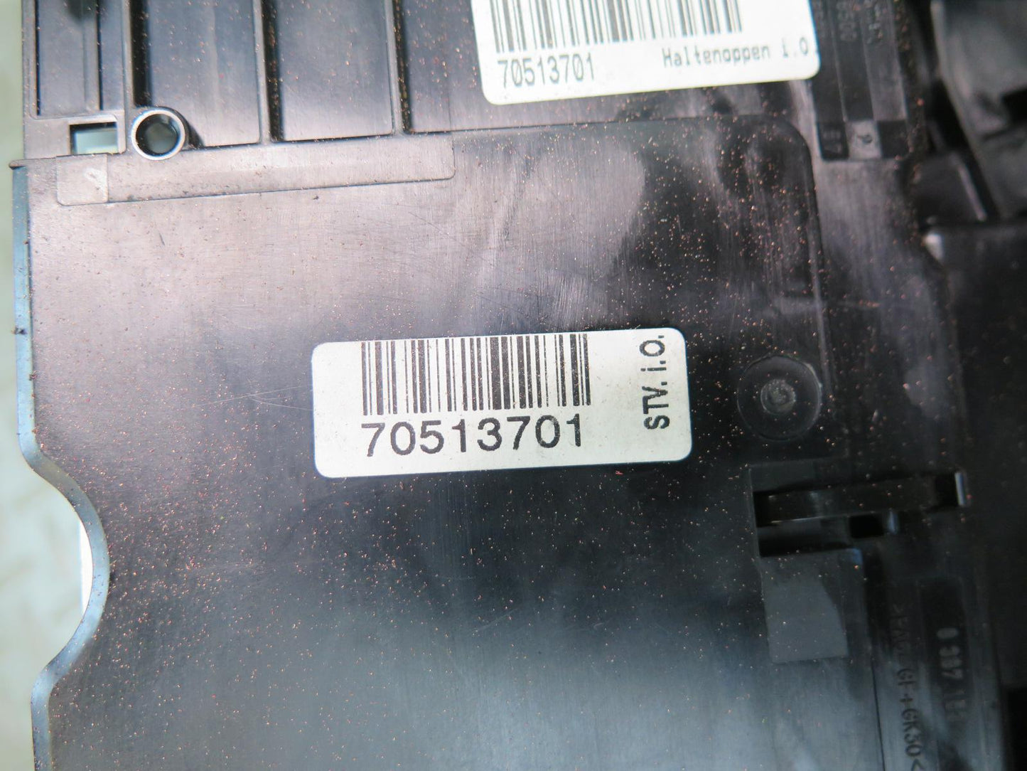 01-06 BMW E46 330ci Power Distribution Fuse Relay Box Module OEM