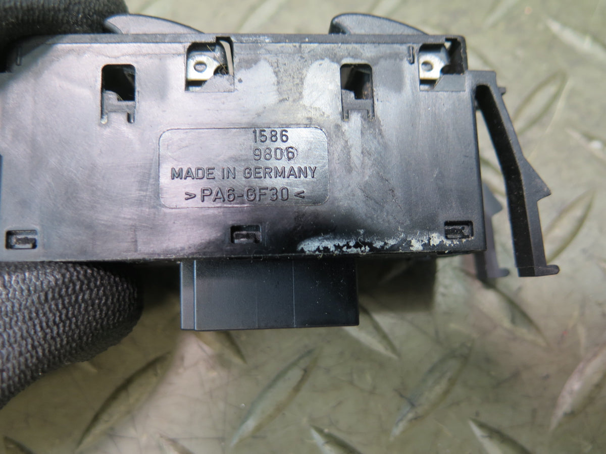 01-06 BMW E46 330ci Coupe Convertible Right Power Window Switch 6902178 OEM
