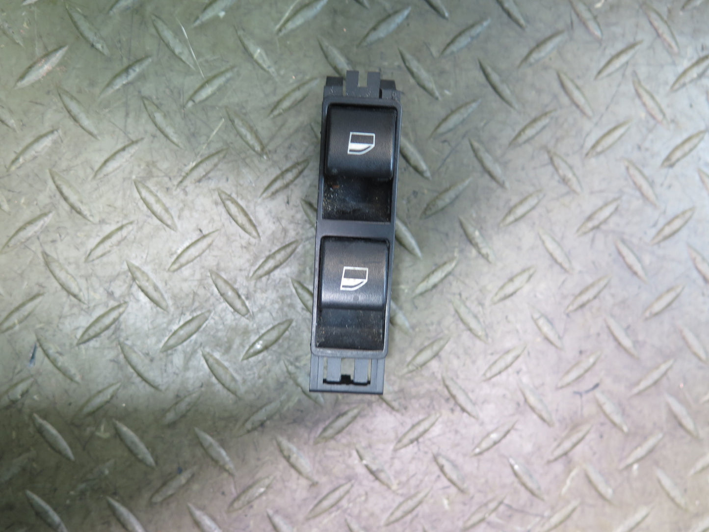 01-06 BMW E46 330ci Coupe Convertible Right Power Window Switch 6902178 OEM