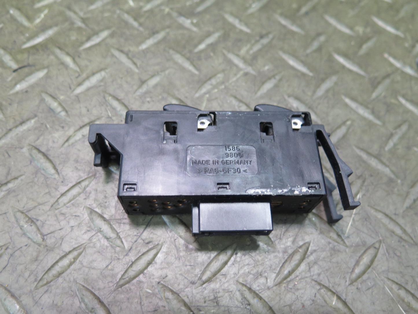 01-06 BMW E46 330ci Coupe Convertible Right Power Window Switch 6902178 OEM