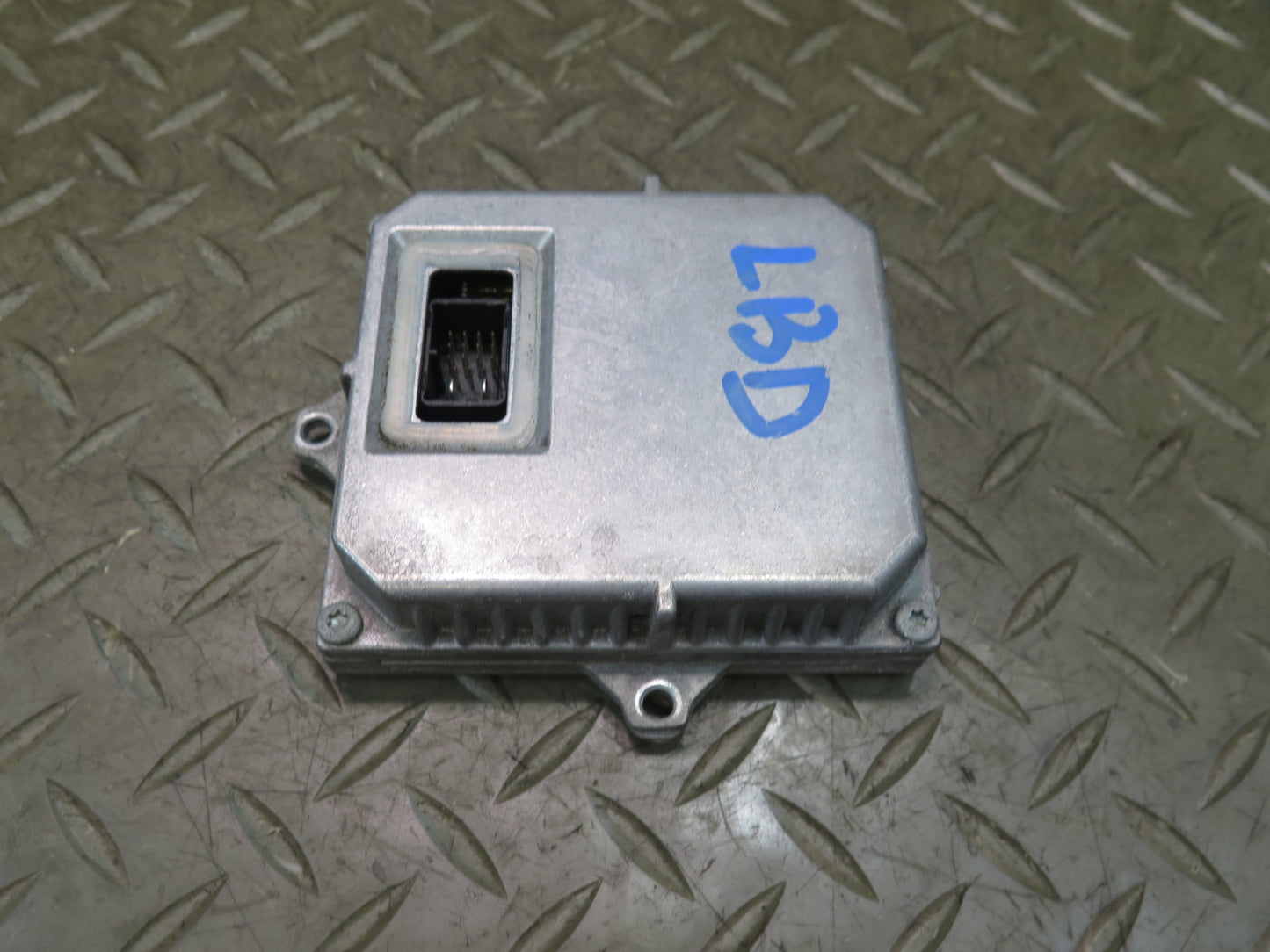 04-06 BMW E46 330ci Xenon HID Headlight Ballast Module OEM