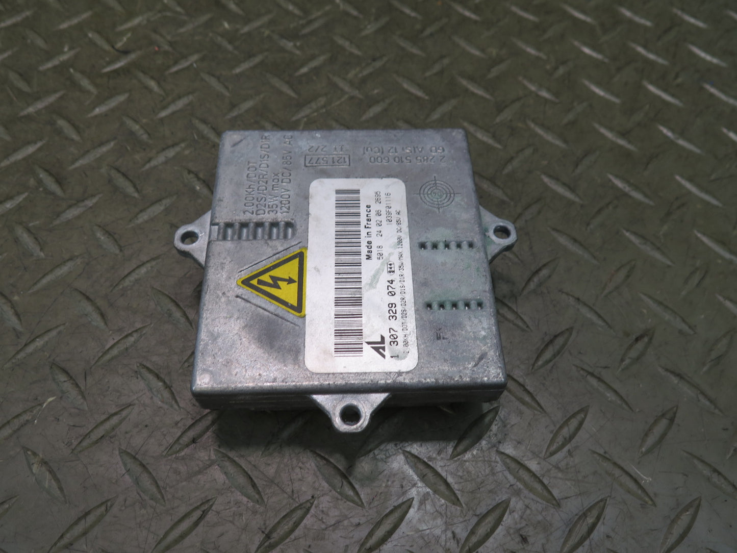 04-06 BMW E46 330ci Xenon HID Headlight Ballast Module OEM