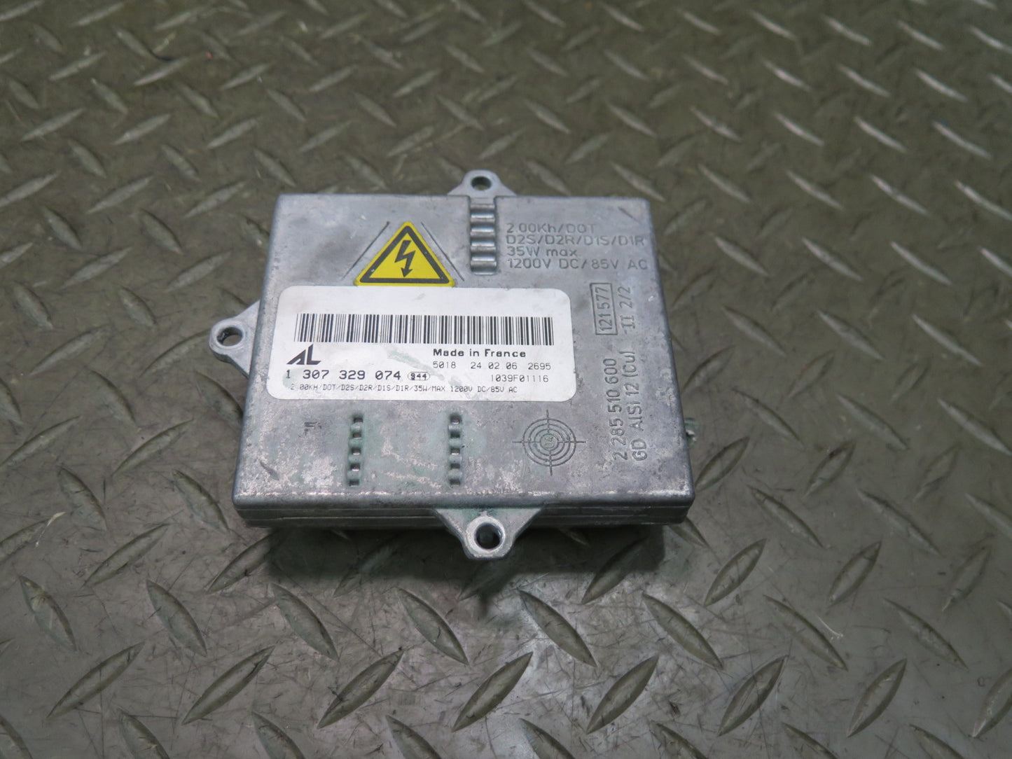04-06 BMW E46 330ci Xenon HID Headlight Ballast Module OEM