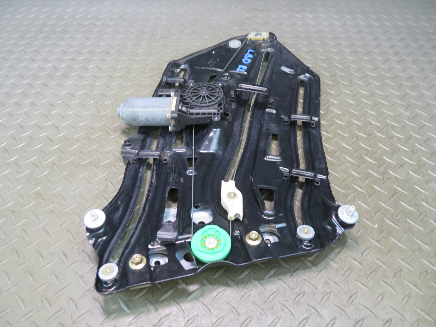 01-06 BMW E46 330ci Convertible Rear Left Quarter Window Regulator w Motor OEM