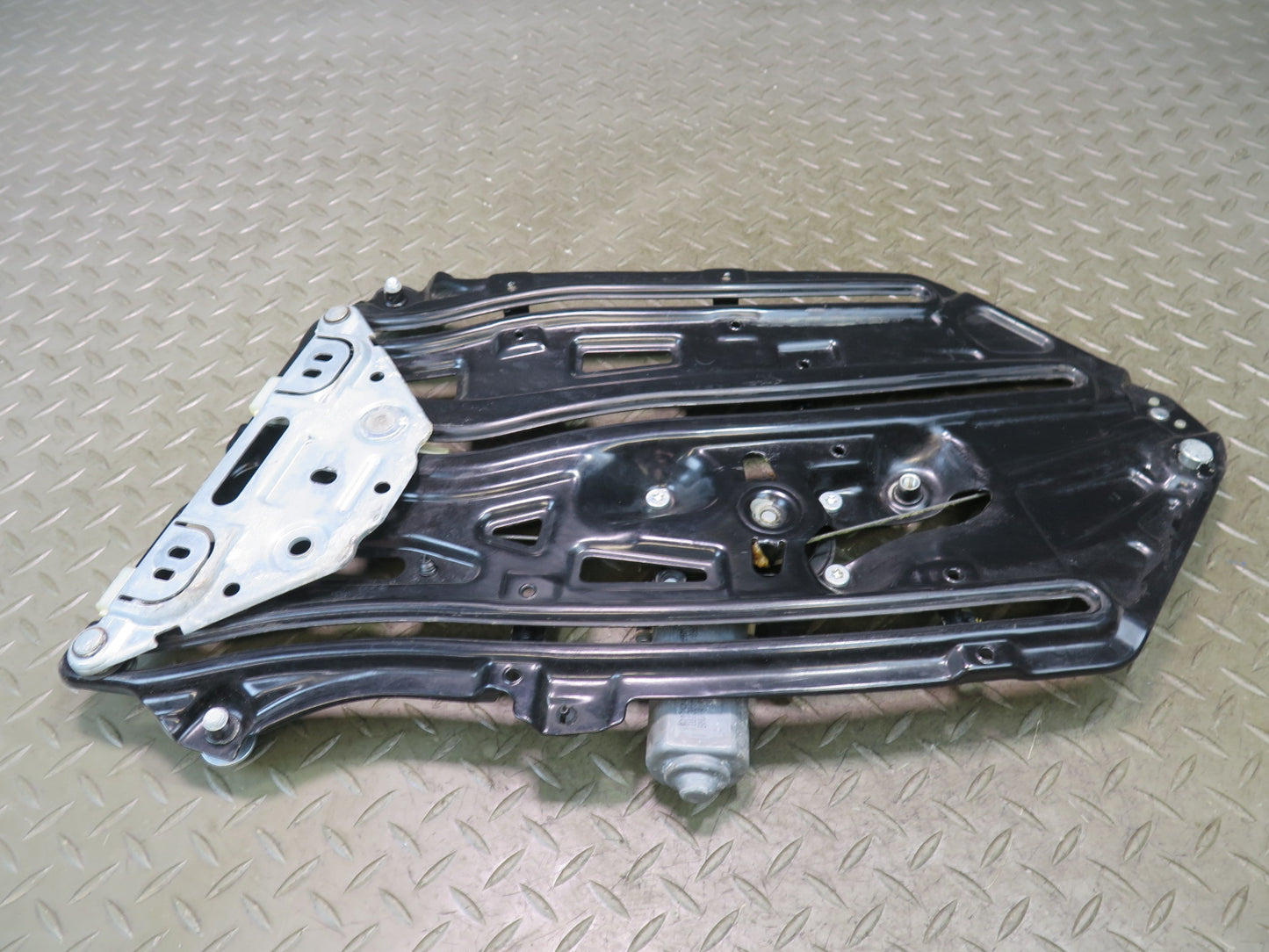 01-06 BMW E46 330ci Convertible Rear Left Quarter Window Regulator w Motor OEM