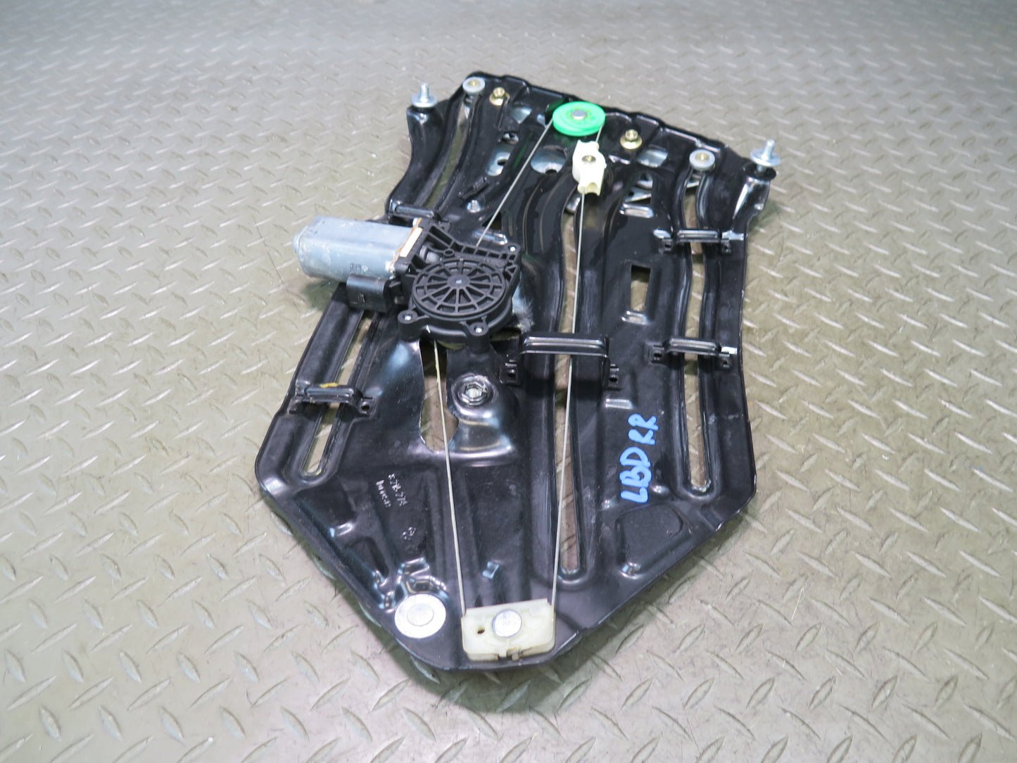 01-06 BMW E46 330ci Convertible Rear Right Quarter Window Regulator w Motor OEM