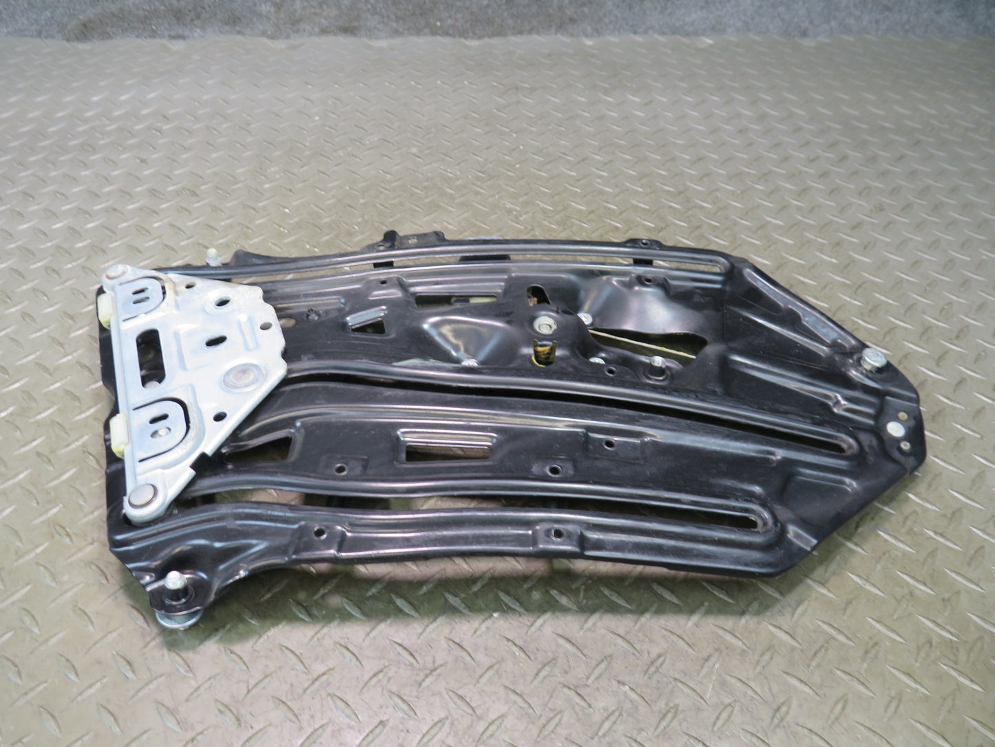 01-06 BMW E46 330ci Convertible Rear Right Quarter Window Regulator w Motor OEM