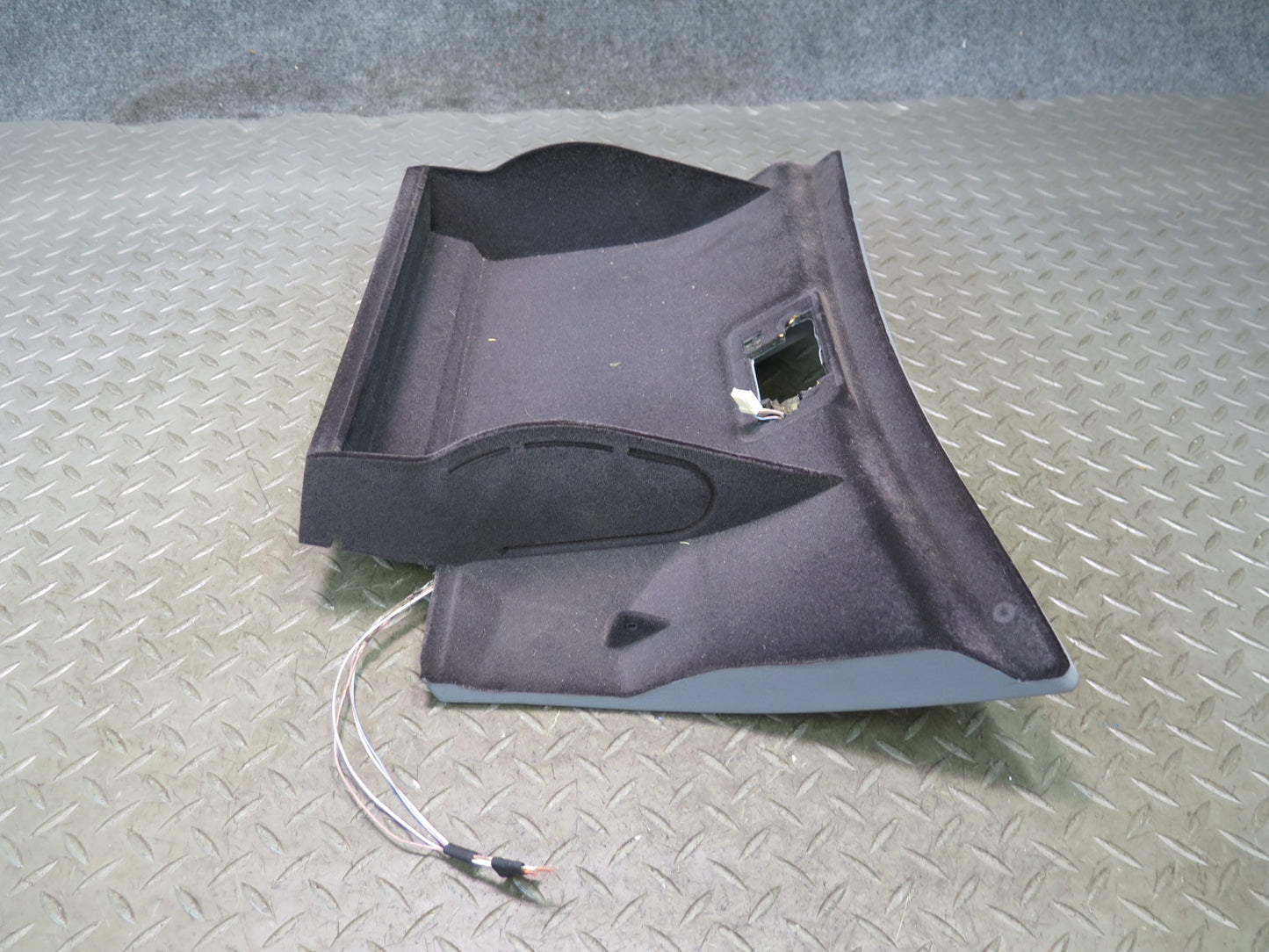 01-06 BMW E46 330ci Convertible Dash Glove Box Storage Compartment Door Lid Dmgd