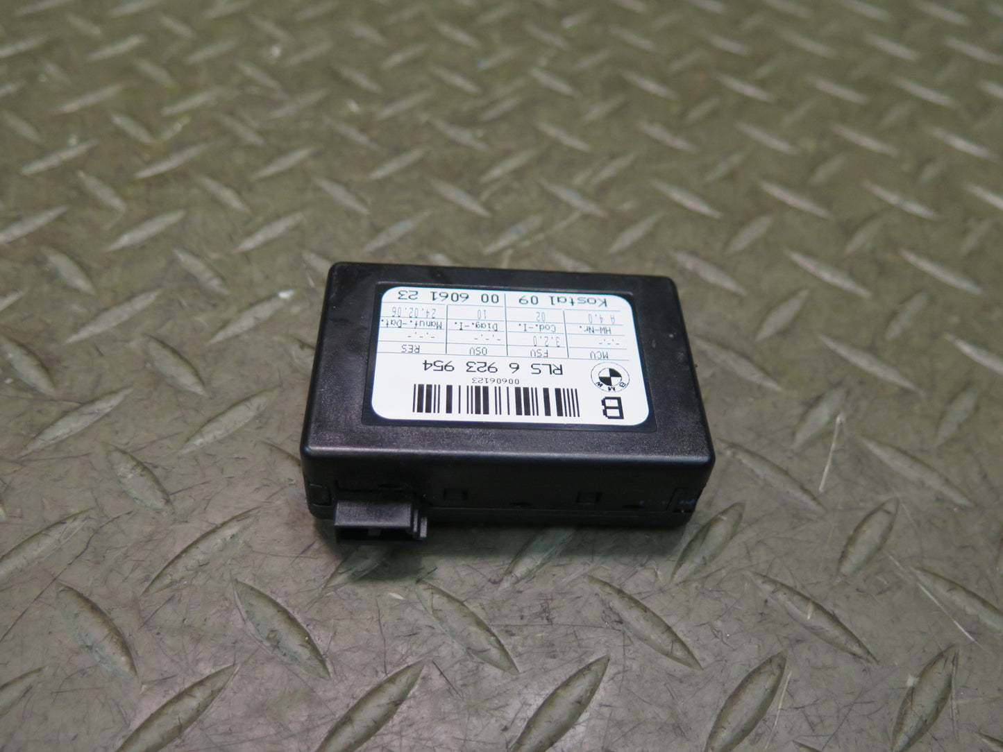 01-06 BMW E46 330CI Windshield Rain Light Control Module 6923954 OEM