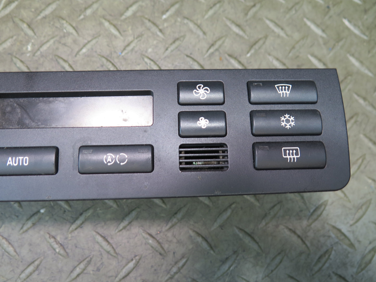 01-06 BMW E46 330Ci A/C Heater Climate Control Switch 6956319 OEM