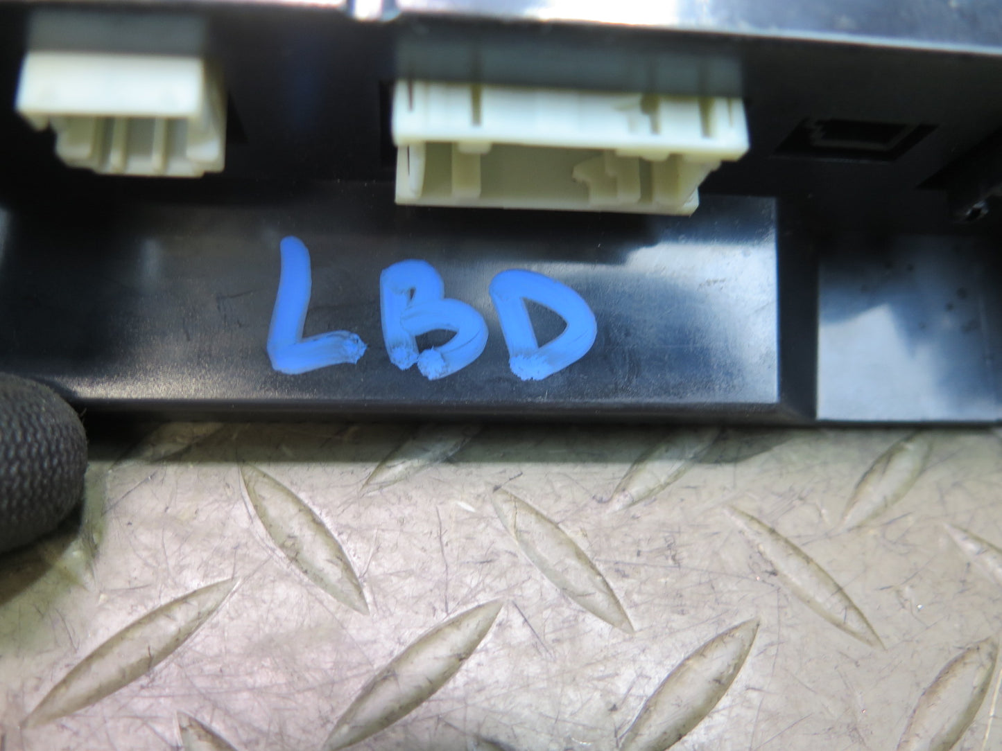 01-06 BMW E46 330Ci A/C Heater Climate Control Switch 6956319 OEM