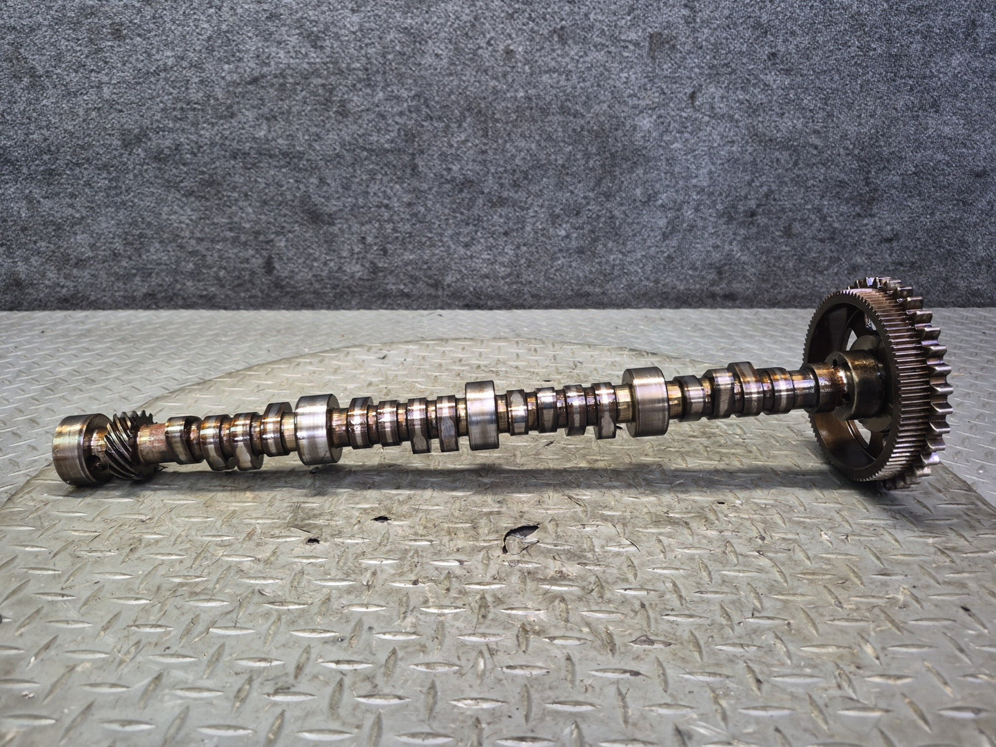 1992 Chevrolet Corvette C4 LT1 Engine Motor Camshaft w Sprocket 81k Miles OEM