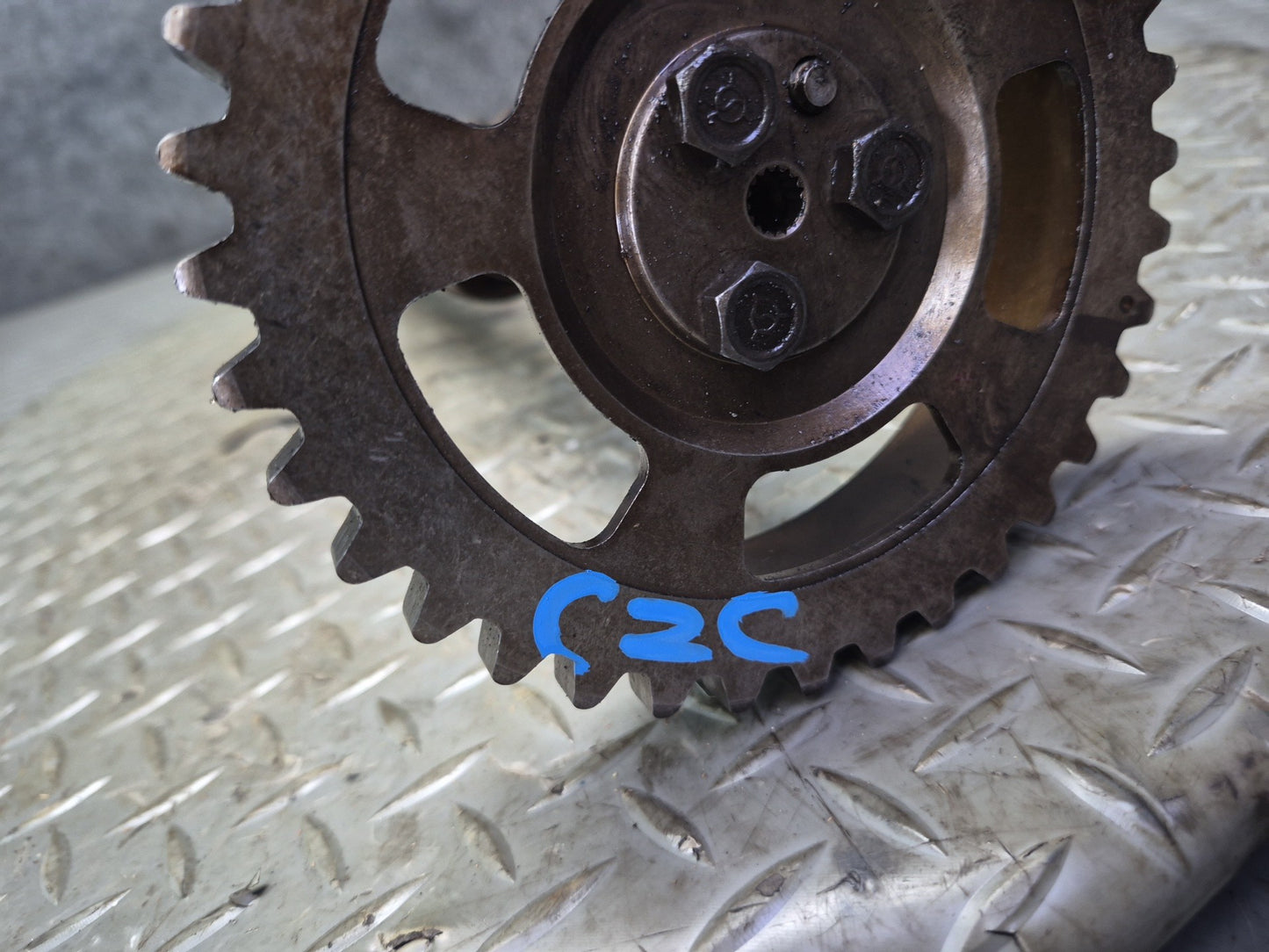 1992 Chevrolet Corvette C4 LT1 Engine Motor Camshaft w Sprocket 81k Miles OEM