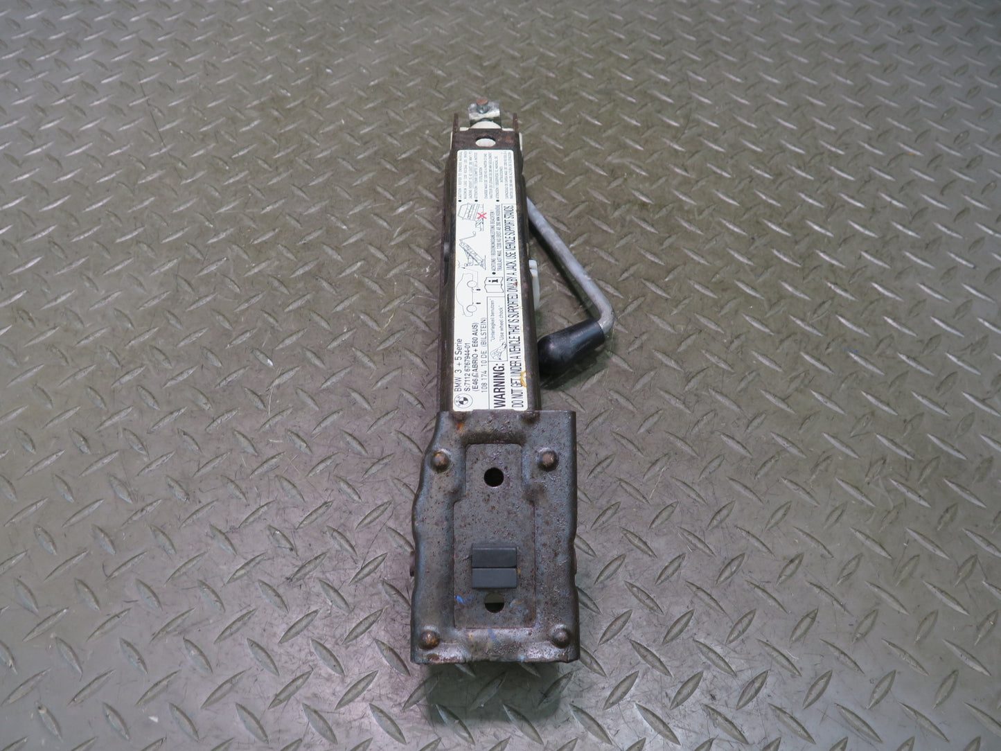 01-06 BMW E46 330ci Emergency Spare Tire Lift Jack Tool 6767944 OEM