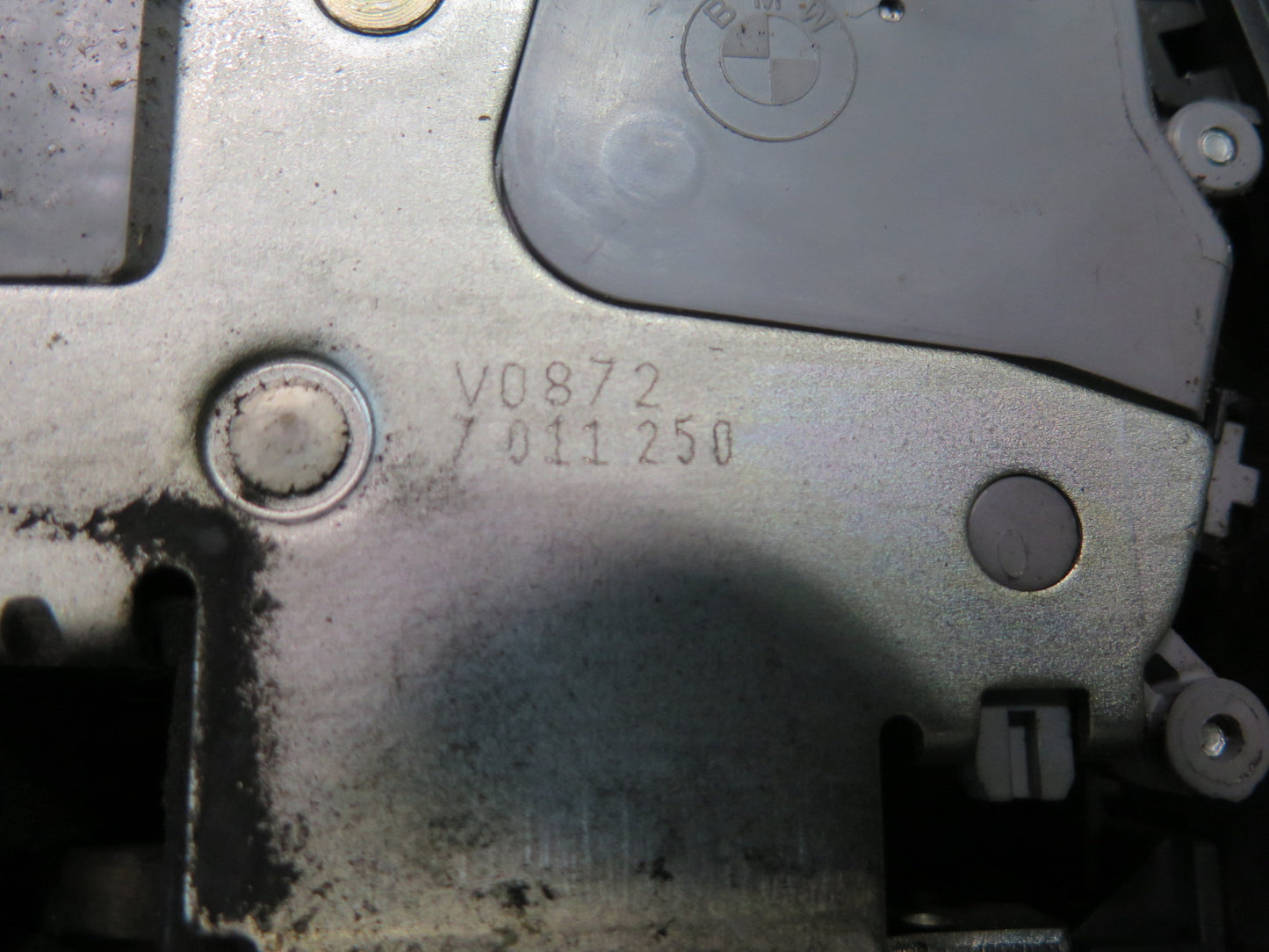 01-06 BMW E46 330ci Coupe Convertible Right Door Lock Latch Actuator 7011250 OEM