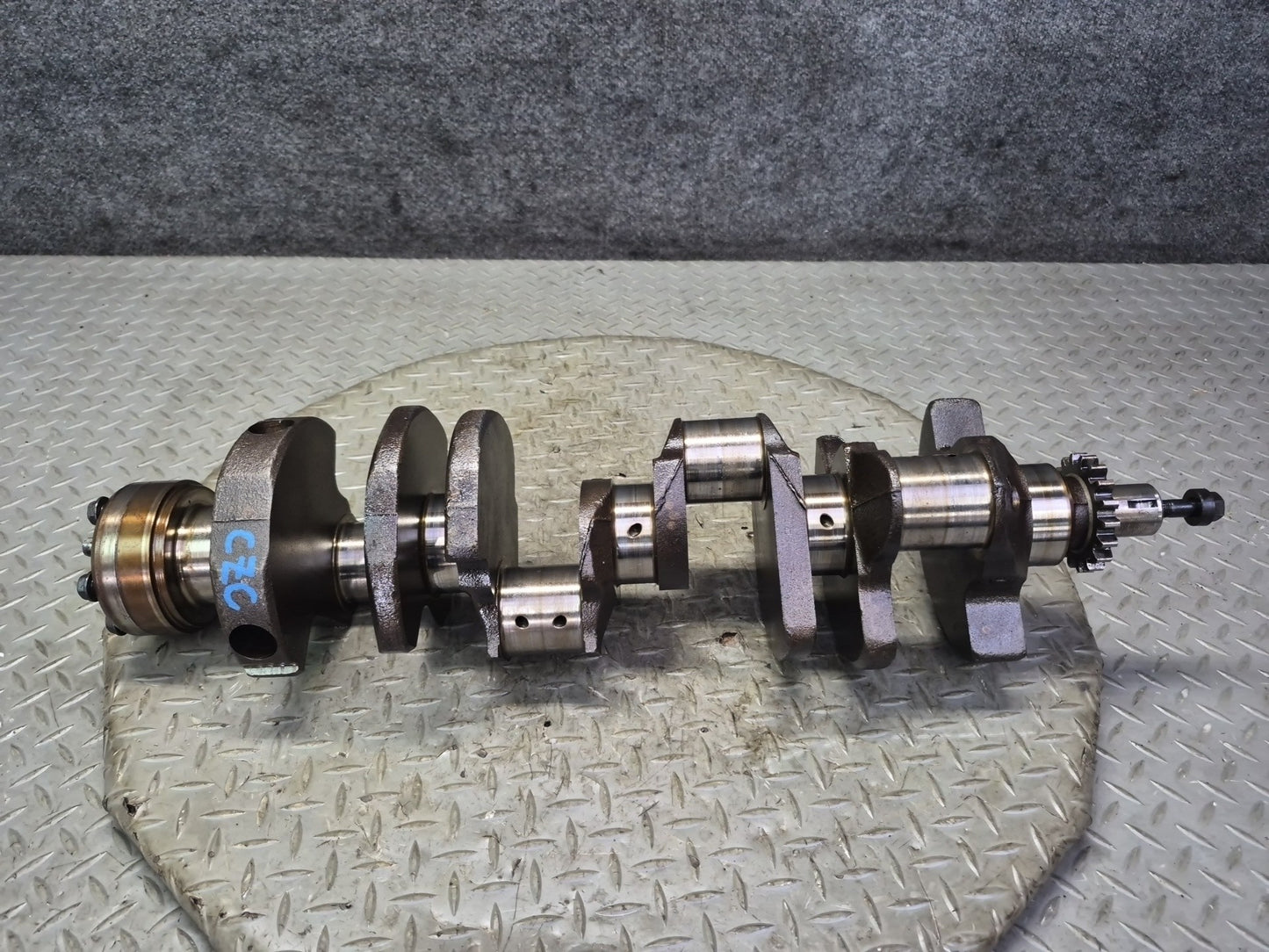 1992 Chevrolet Corvette C4 5.7L LT1 Engine Crankshaft Unit 81k Miles OEM